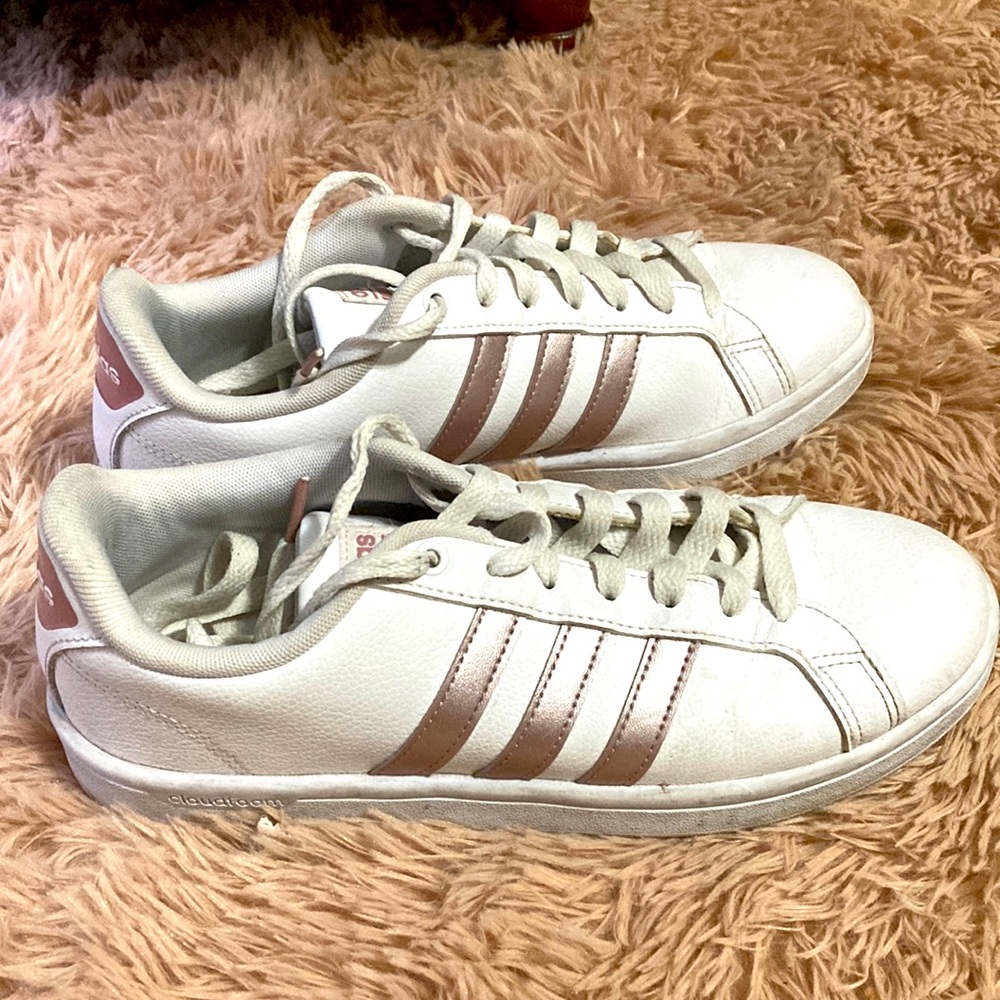 Adidas grand court sneakers